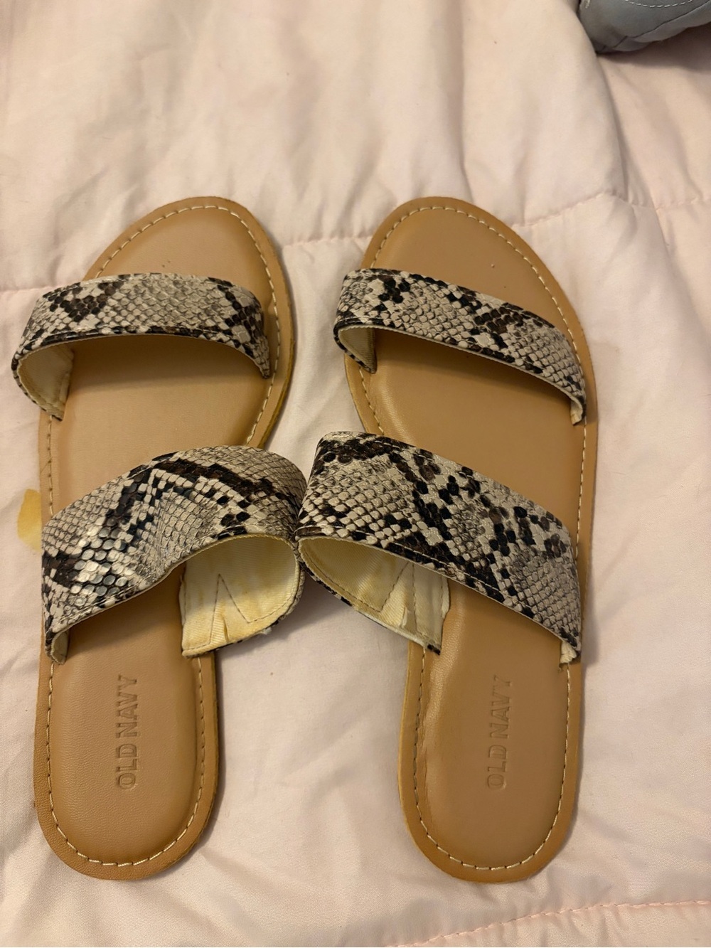 Old Navy Women's Tan Footbed Snake-Print Slide Sandals